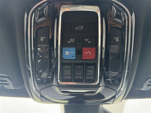 New 2024 Jeep Grand Wagoneer L Series II w/ Quick Order Packagew 28T image 38