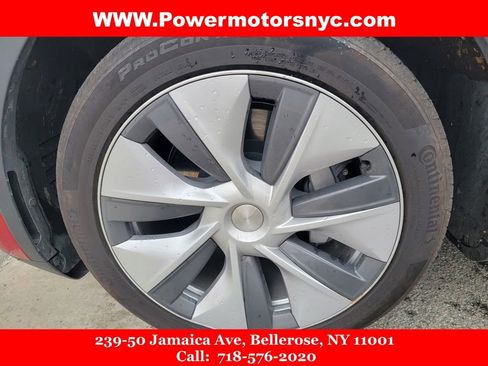 Used 2022 Tesla Model Y Long Range image 21