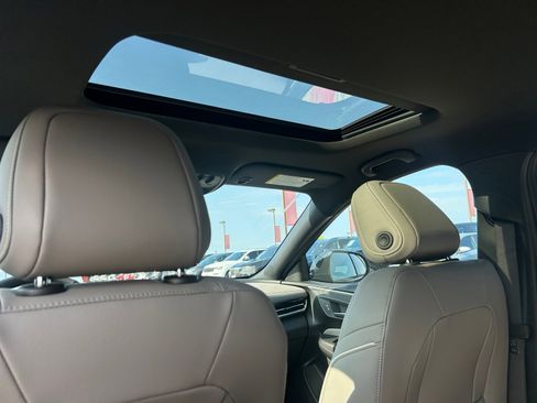 New 2026 Buick Envista Avenir image 18