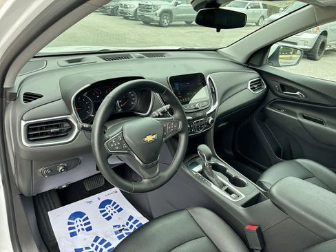 Used 2024 Chevrolet Equinox LT FWD image 10