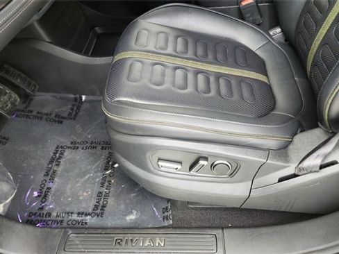 Used 2025 Rivian R1S Adventure image 38