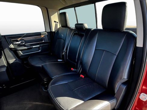 Used 2018 RAM 2500 Laramie w/ Convenience Group image 25