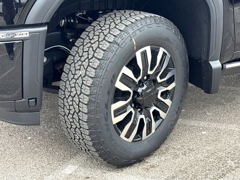 New 2026 GMC Sierra 2500 Denali Ultimate image 24