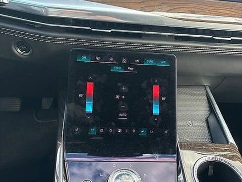 Certified 2025 Cadillac Escalade Sport Platinum AWD/4WD image 22