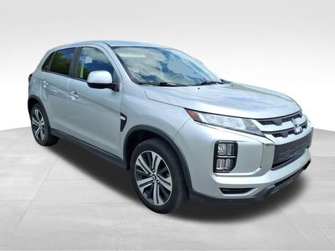 Used 2020 Mitsubishi Outlander Sport ES AWD/4WD image 11