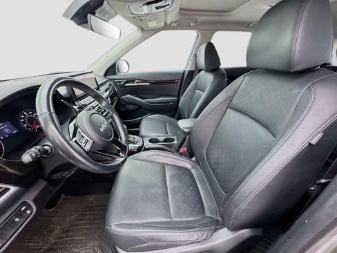 Used 2022 Kia Seltos EX image 13