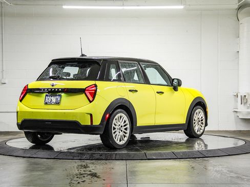 Used 2025 MINI Cooper S image 6