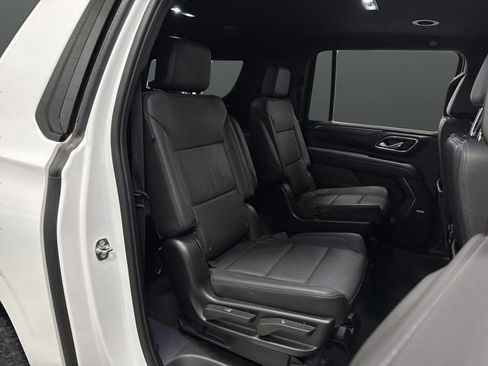 Used 2023 Chevrolet Suburban Z71 w/ Luxury Package image 33