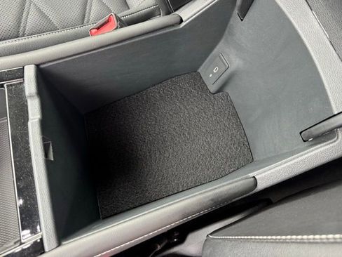 Used 2024 Volkswagen Atlas SE image 20