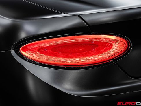 Used 2022 Bentley Continental GT image 18