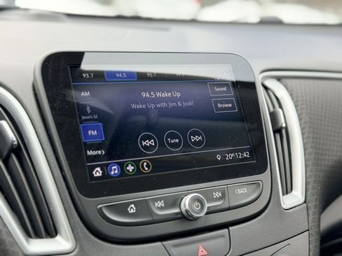 Used 2019 Chevrolet Malibu LS image 13