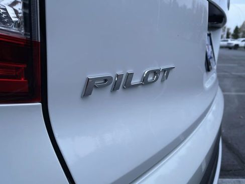Used 2020 Honda Pilot Black Edition image 33