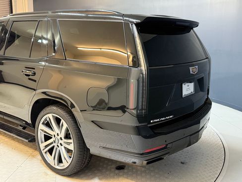 New 2025 Cadillac Escalade Sport w/ Touring Package image 22