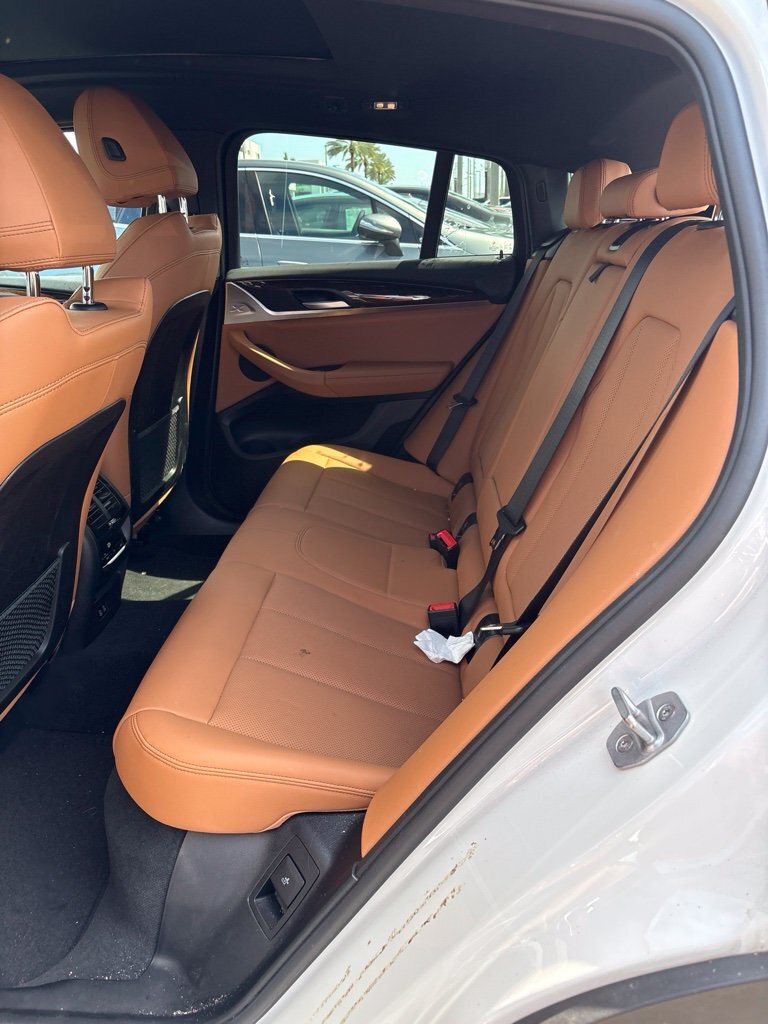 Used 2024 BMW X4 xDrive30i w/ Premium Package AWD/4WD image 6