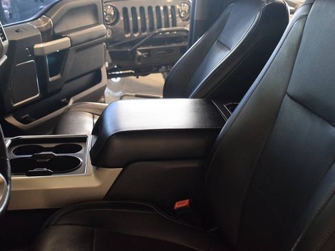 Used 2018 Ford F250 Lariat w/ Lariat Ultimate Package RWD image 37