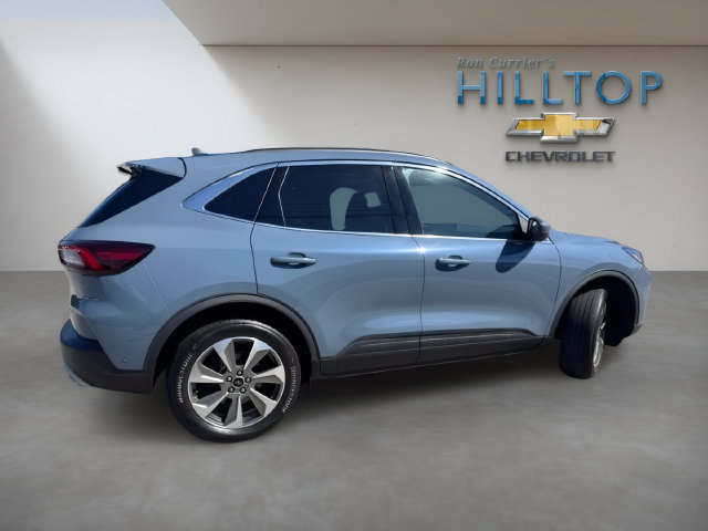 Used 2024 Ford Escape Platinum w/ Premium Technology Package AWD/4WD image 4
