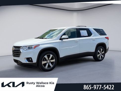 Used 2018 Chevrolet Traverse LT FWD image 1