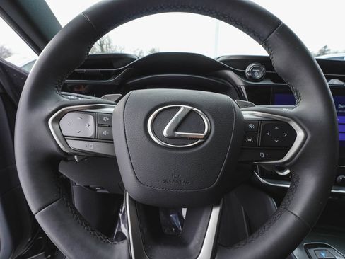 Used 2023 Lexus RZ 450e Premium w/ Technology Package image 24