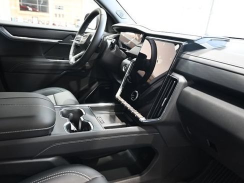 New 2026 GMC Acadia Elevation w/ Black Edition FWD image 15