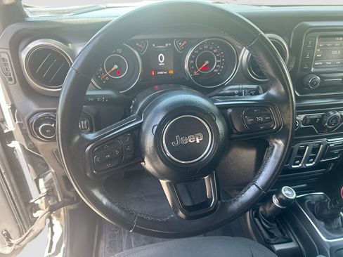Used 2019 Jeep Wrangler Sport AWD/4WD image 11
