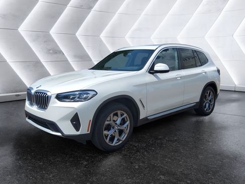 Used 2022 BMW X3 xDrive30i w/ Premium Package 2 (ZPA) AWD/4WD image 3