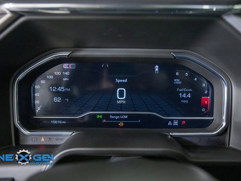 Used 2025 GMC Sierra 1500 Denali w/ Denali Reserve Package AWD/4WD image 16