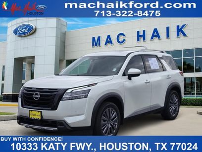Used 2023 Nissan Pathfinder SL w/ SL Premium Package