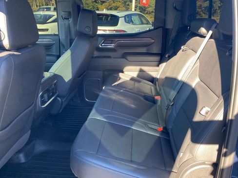 Used 2023 GMC Sierra 1500 SLT w/ SLT Premium Plus Package image 8