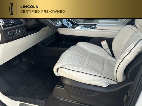 Used 2022 Lincoln Navigator Black Label image 9