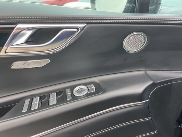 Used 2025 Genesis GV80 2.5T Standard AWD/4WD image 16