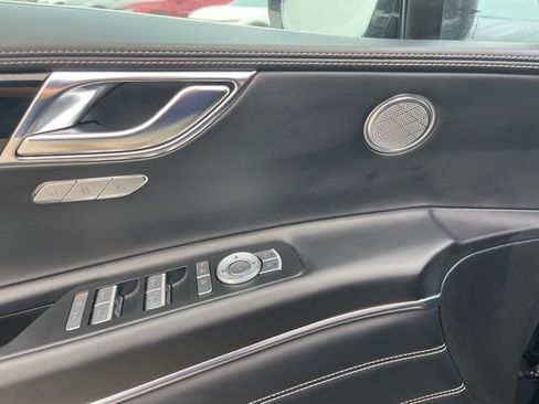 Used 2025 Genesis GV80 2.5T Standard image 16