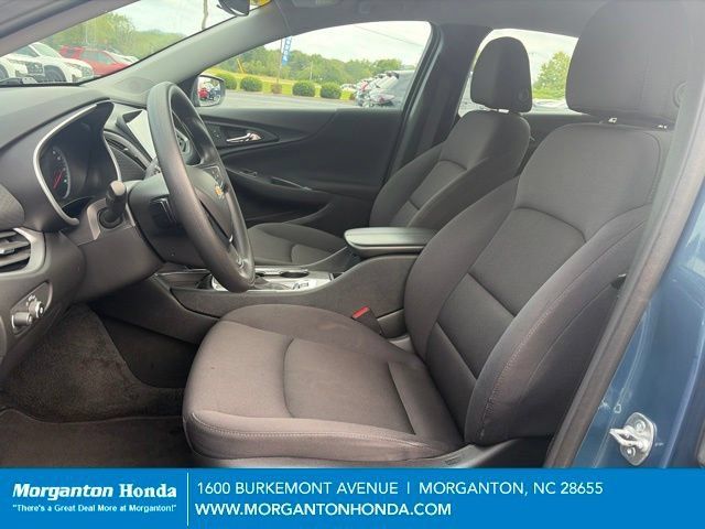 Used 2025 Chevrolet Malibu LT FWD image 12