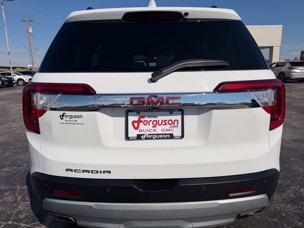 Used 2022 GMC Acadia SLT w/ Preferred Package FWD image 14