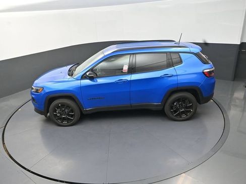 New 2026 Jeep Compass Latitude AWD/4WD image 14