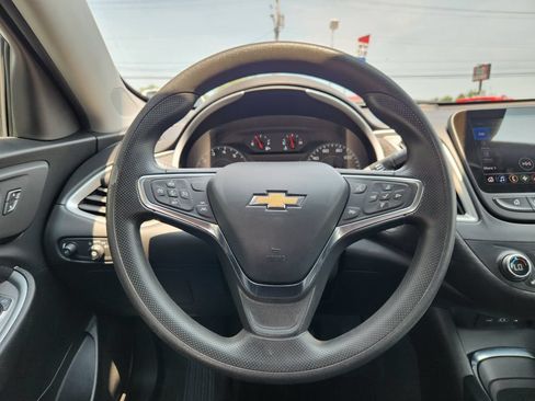 Used 2023 Chevrolet Malibu LT FWD image 20