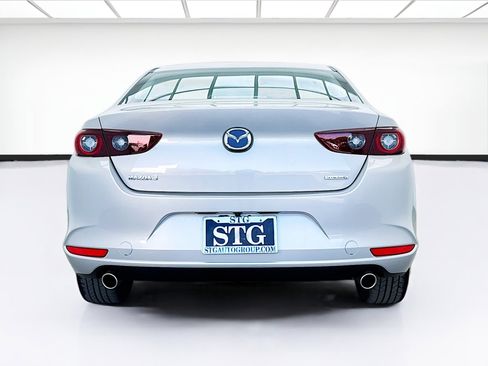 Used 2024 MAZDA MAZDA3 s FWD image 5