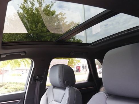 Used 2023 Audi Q3 2.0T Premium Plus w/ Premium Plus Package image 16