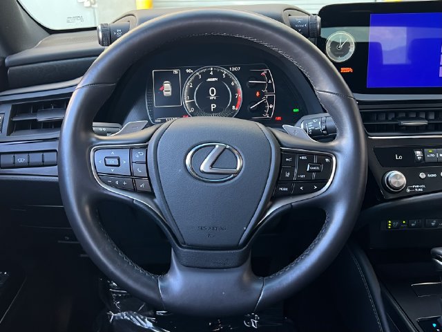 Used 2025 Lexus ES 350 w/ Premium Package FWD image 35