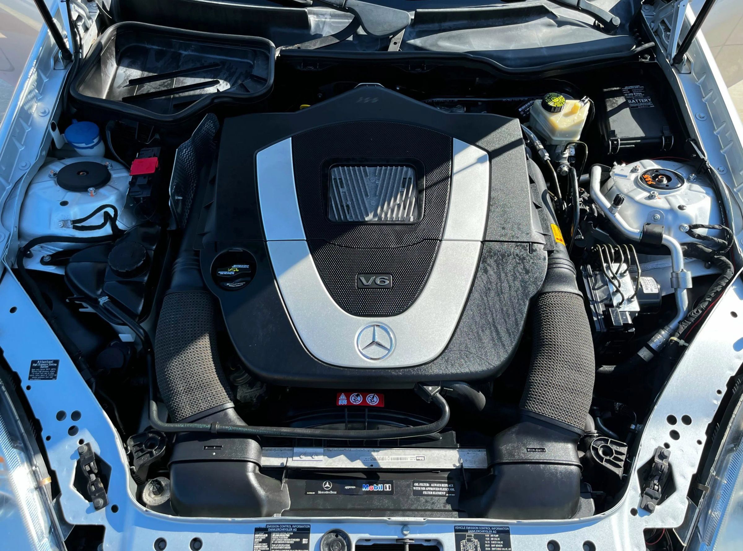 Used 2005 Mercedes-Benz SLK 350 image 37