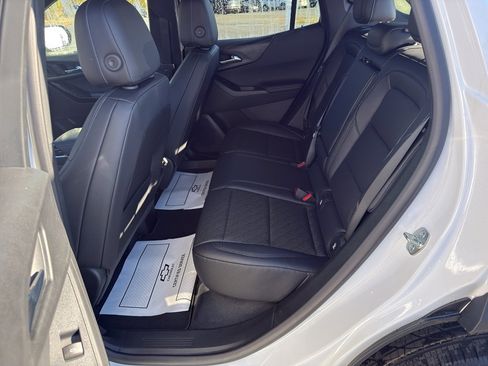 New 2026 Chevrolet Equinox LT w/ Convenience Package II image 17