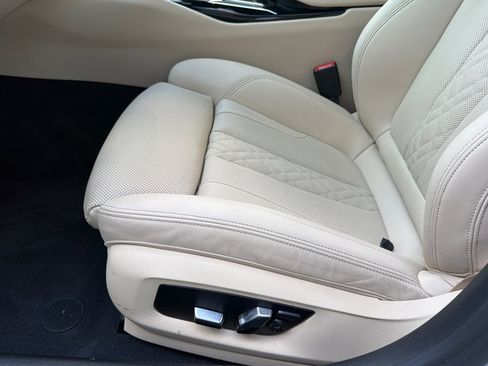 Used 2023 BMW 530i w/ Premium Package image 14