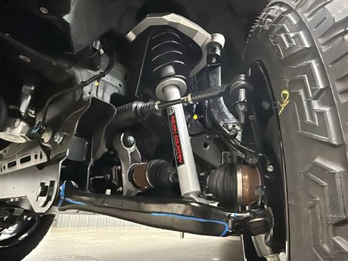 Used 2025 GMC Sierra 1500 AT4 w/ AT4 Premium Package image 16