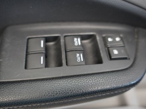 Used 2017 Honda Ridgeline RTL-T image 33