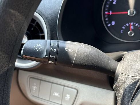 Used 2020 Kia Forte LXS FWD image 26