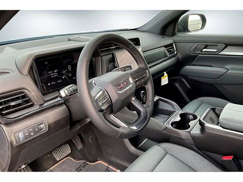 New 2026 GMC Terrain AT4 w/ Convenience Package III image 7