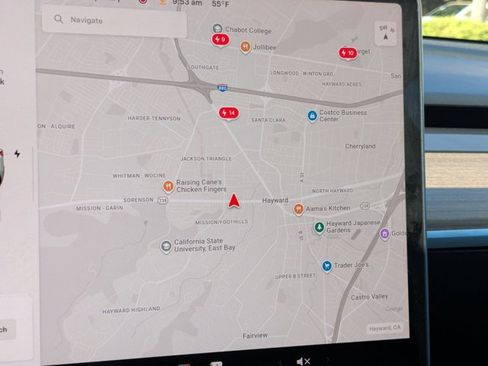 Used 2023 Tesla Model 3 Standard Range image 14