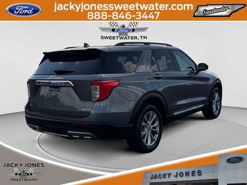 Certified 2023 Ford Explorer XLT w/ Equipment Group 202A AWD/4WD image 5