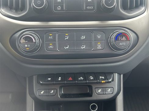 Used 2019 Chevrolet Colorado Z71 image 22