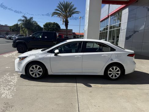 Certified 2026 Toyota Corolla LE image 2