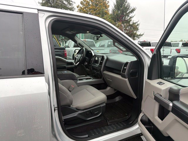 Used 2019 Ford F150 XLT w/ Equipment Group 302A Luxury AWD/4WD image 34